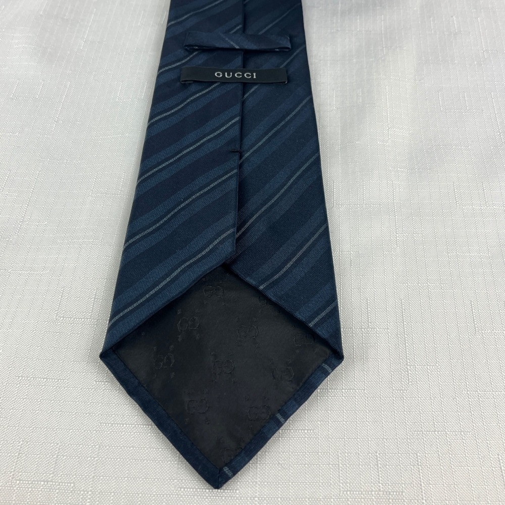 Gucci Necktie Men Blue Grey Striped Silk Made in Italy Designer Formal Tie - Picture 5 of 14